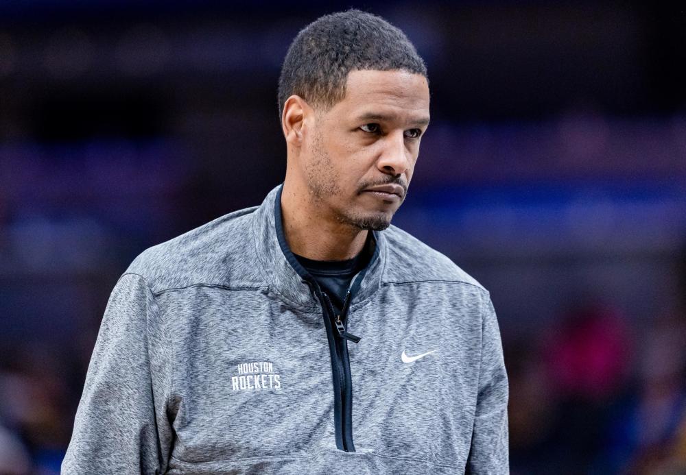  活塞解雇主帅凯西，助理教练临时接任引质疑  