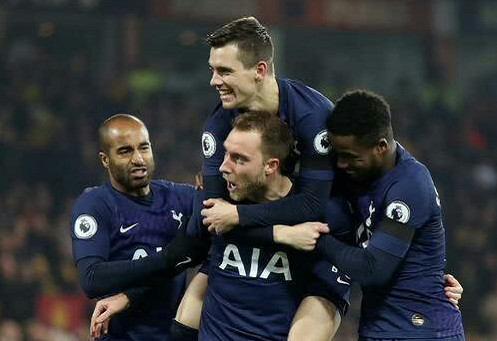  热刺防线溃败遭利物浦血洗  