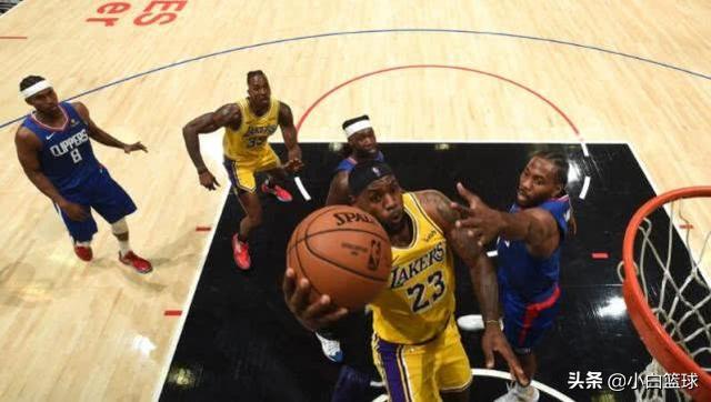  湖人逆转勇士夺季前赛首胜，詹姆斯准三双显威力  